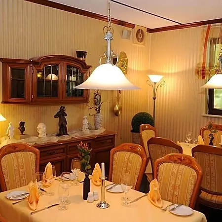 Hotel-restaurant 